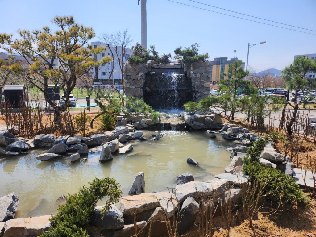 조경석으로 조경 하는 방법과 업체 추천 2 KakaoTalk 20250430 202526124 01